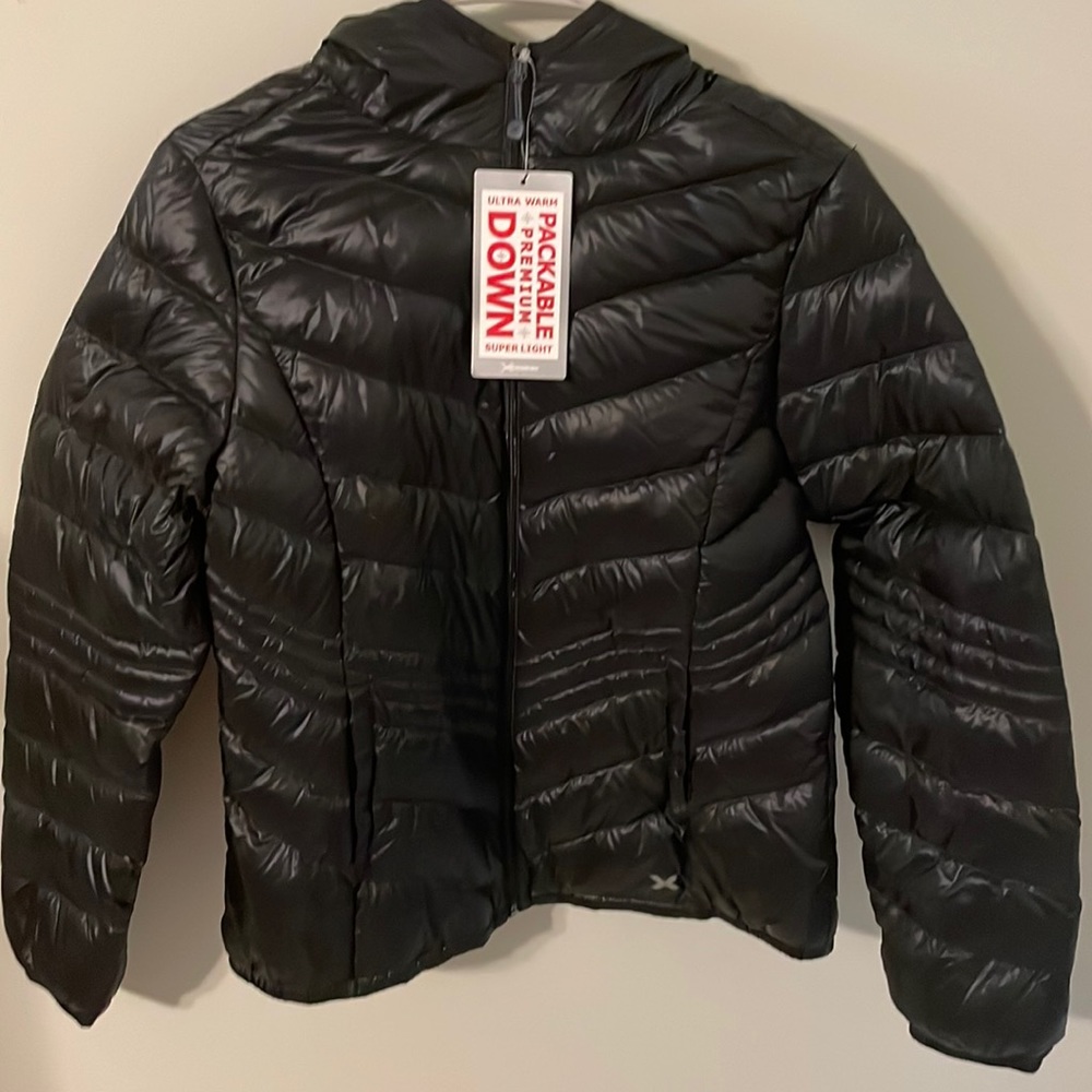 Xersion packable down jacket. Size small.